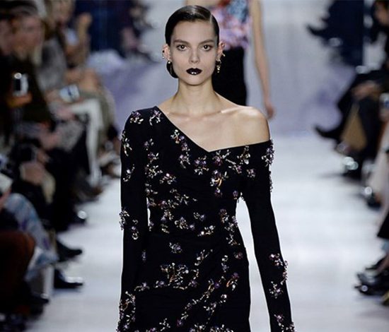 Неделя моды в Париже: показ Christian Dior