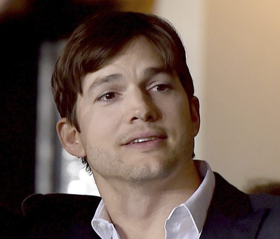 Эштон Кутчер впервые рассказал о свадьбе с Милой Кунис