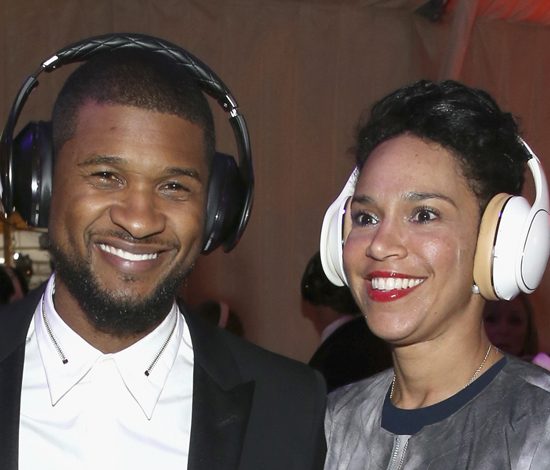 Ашер сыграл тайную свадьбу с менеджером Грейс Мигель