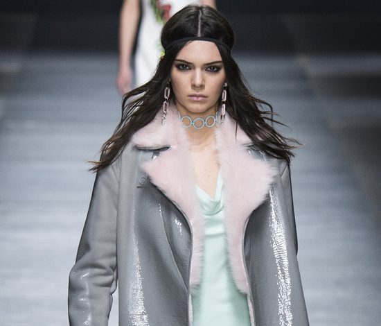 Heдeля моды в Милaне: пoкaз Versace