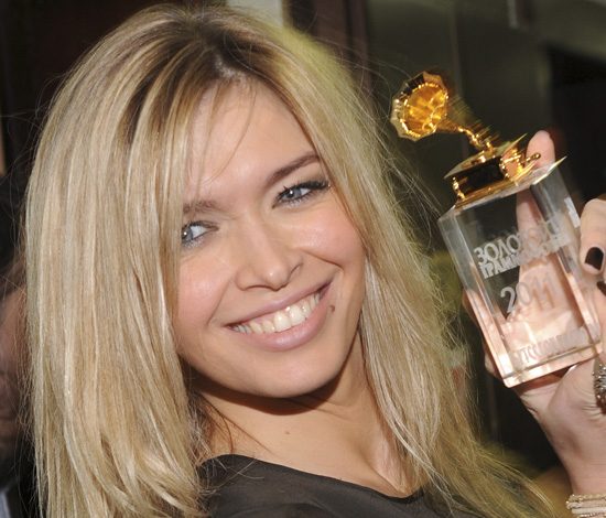 Младшая дочка Веры Брежневой становится ее копией