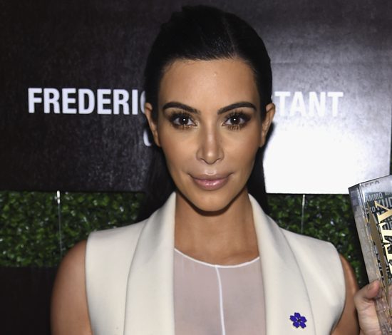 В каком возрасте Ким Кардашьян потеряла девственность