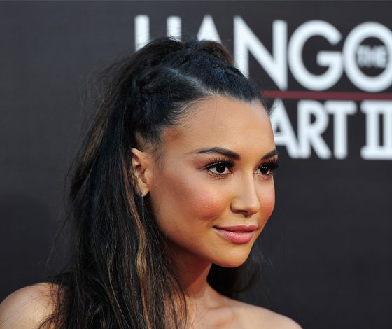 У актрисы из сериала «Хор» новая огромная грудь