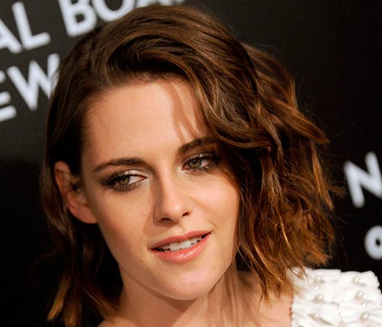 Первые фото Кристен Стюарт для рекламной кампании Chanel