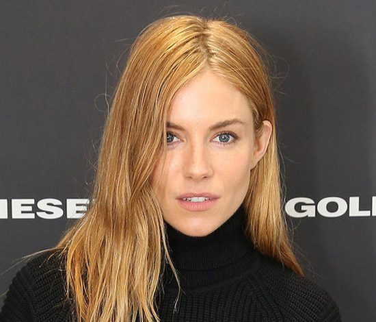 Сиенна Миллер сменила цвет волос