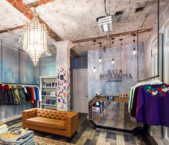 Катя Добрякова открыла новый магазин