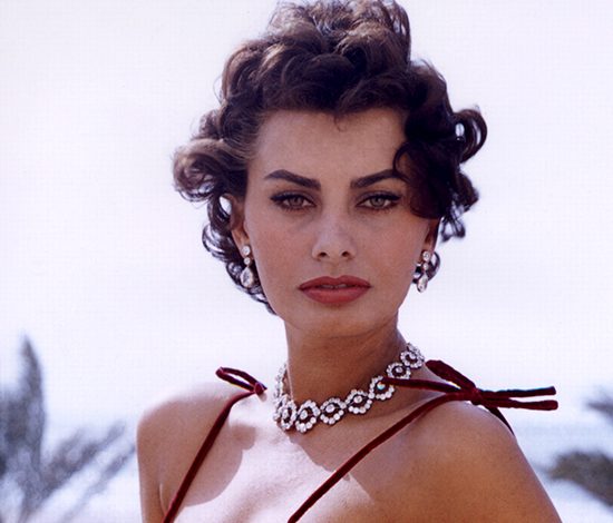 Dolce &amp; Gabbana выпустили помаду с именем Софи Лорен