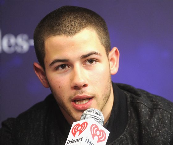 Ник Джонас рассказал об отношениях с Кейт Хадсон