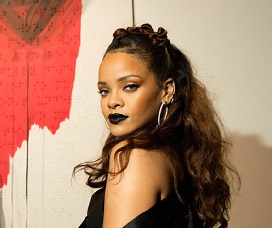 Рианна продала рекордно маленькое количество копий нового альбома