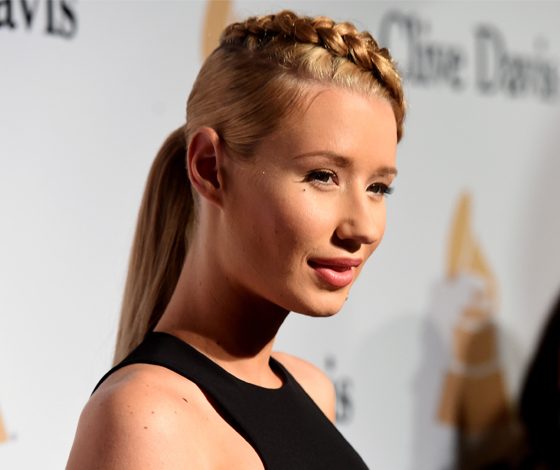 Игги Азалия перекрасилась в необычный цвет