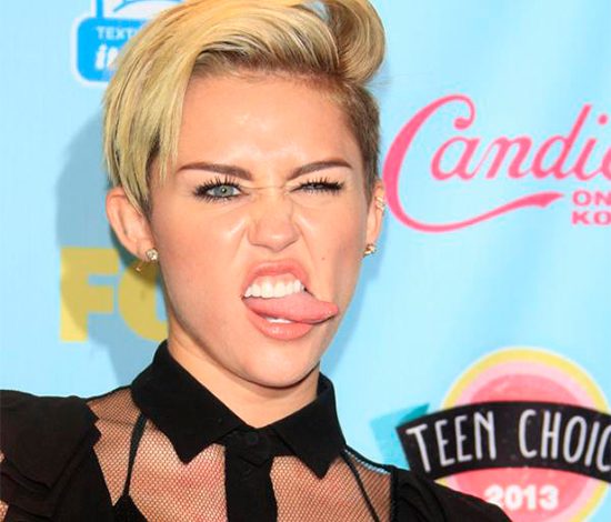 Звезды, которые показывают язык