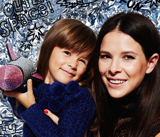 Звезды с детьми снялись для фотопроекта H&amp;M