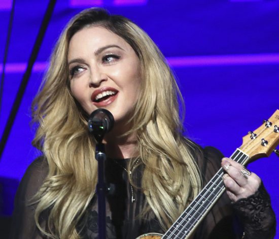 Узнай, сколько денег заработала Мадонна на гастролях