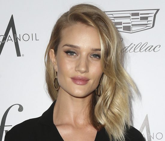 Роузи Хантингтон-Уайтли раскрыла секрет стройной фигуры