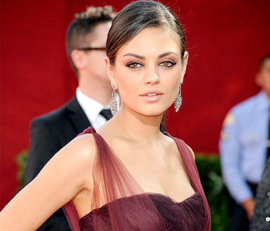 Яркие выходы Милы Кунис