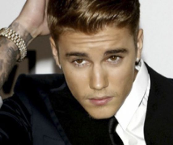 Кто новая девушка Джастина Бибера