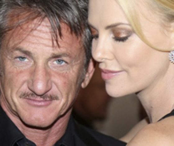 Почему Шарлиз Терон и Шон Пенн отложили свадьбу