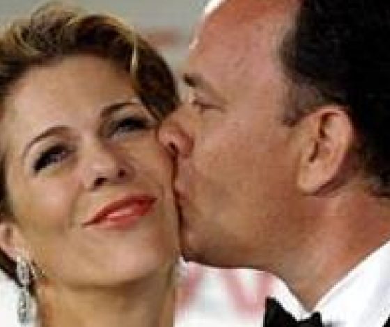 Том Хэнкс снялся в клипе своей жены