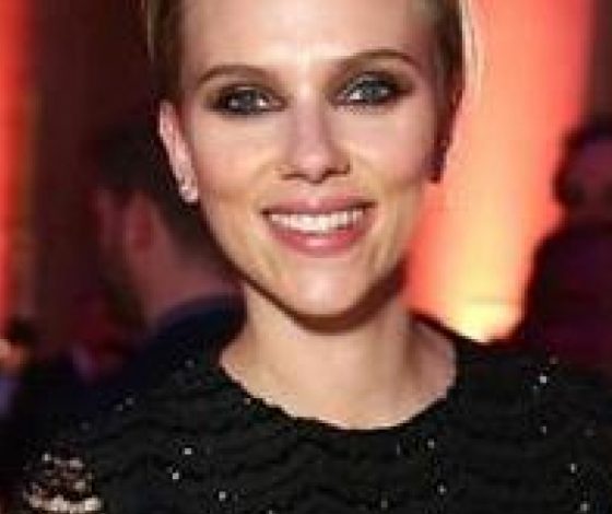 Топ-25 феерических падений Скарлетт Йохансон