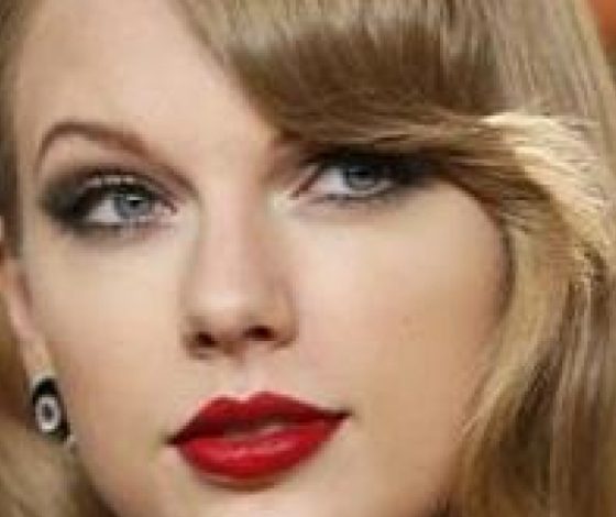 Как Кара Делевинь, Карли Клосс и Селена Гомес поддержали Тейлор Свифт