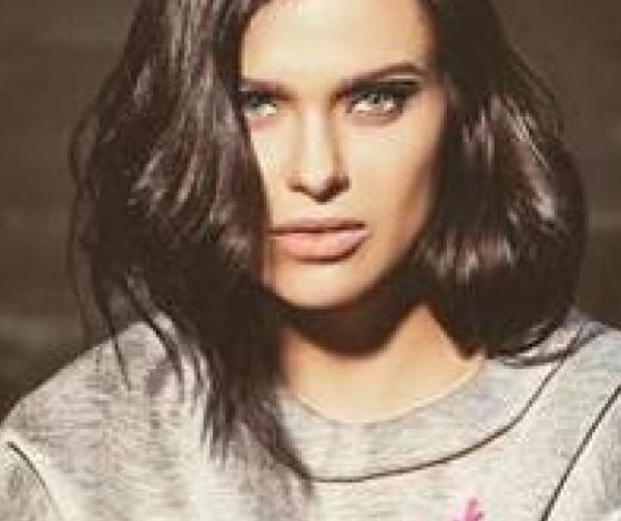 Елена Темникова показала идеальную фигуру в купальнике