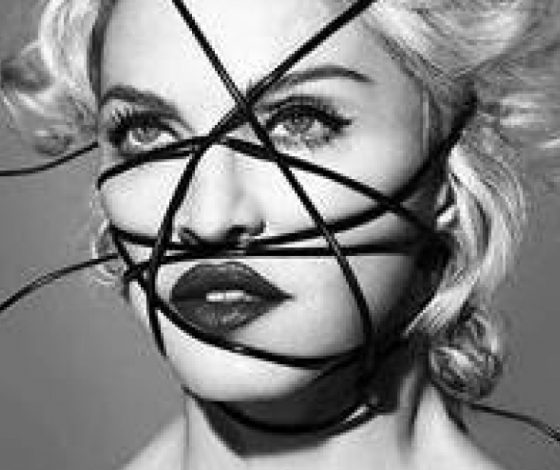 Мадонна сделала рождественский подарок поклонникам