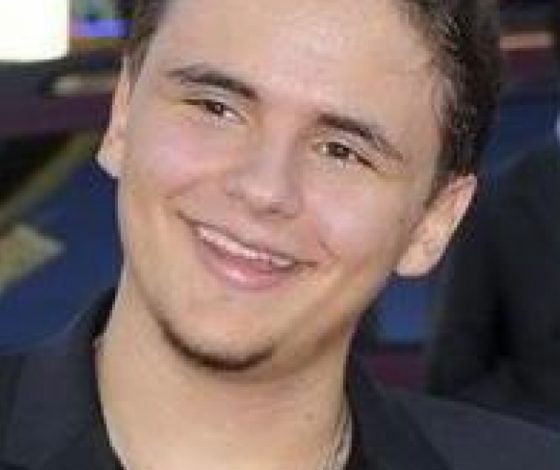 Сын Майкла Джексона попал в плохую компанию