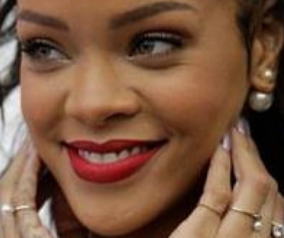 Рианна встречается с другом Леонардо Ди Каприо