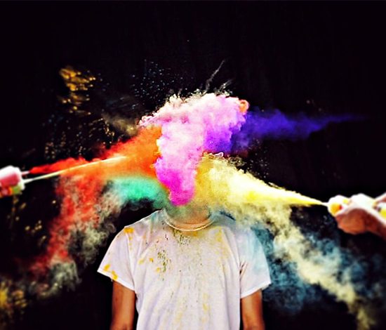 селфи ari fararooy Self-Less Selfies