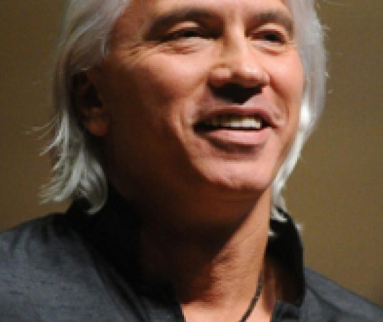 Как звезды поддержали Дмитрия Хворостовского