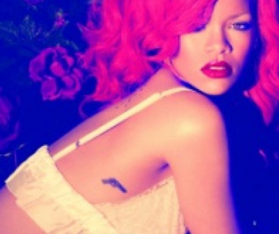 Топ-15 лучших клипов Рианны