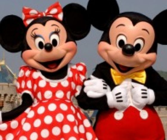 Ожившие диснеевские герои шокировали прохожих