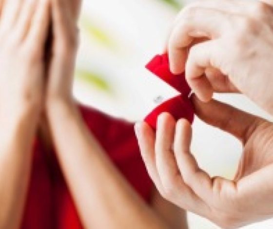 Десять предложений руки и сердца за 60 секунд