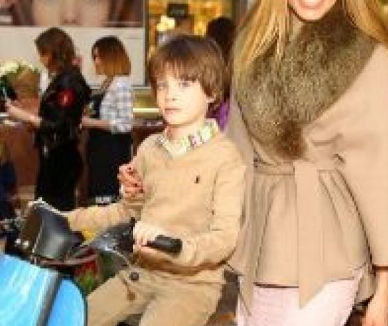 «Цветочный Базар» Florist Gump в ТЦ Dream House