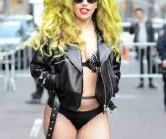 Топ-100 ярких выходов Леди Гаги