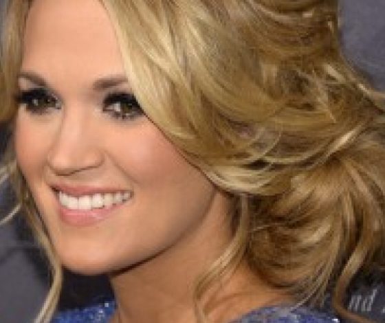 Кэрри Андервуд впервые показала сына