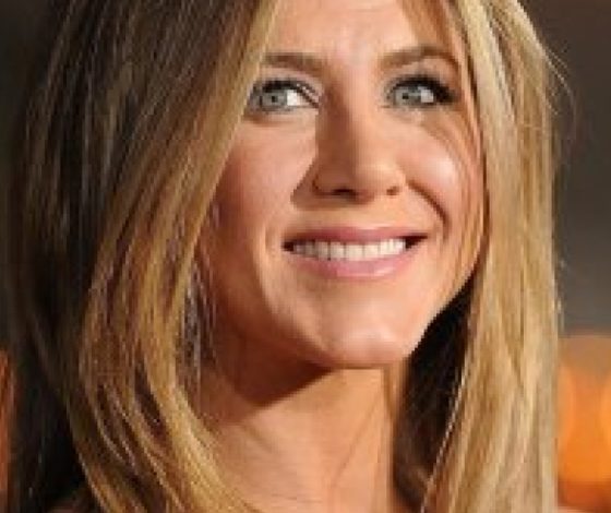 В чем секрет прически Дженнифер Энистон