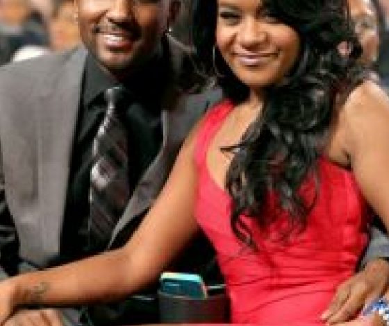 У дочери Уитни Хьюстон отказал мозг