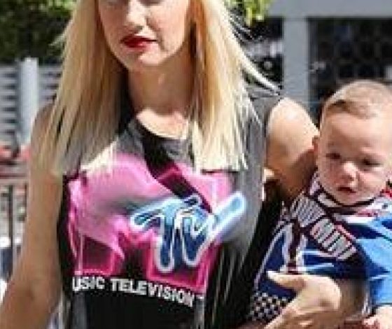 Сын Гвен Стефани красит ногти