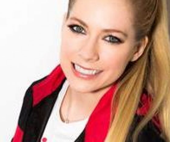 Аврил Лавин выпустила первый клип после болезни