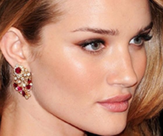 Рози Хантингтон-Уайтли похвасталась красивым братом