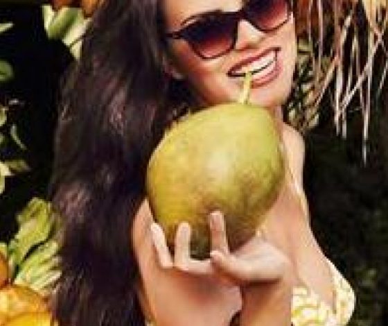 Адриана Лима снялась в рекламе Vogue Eyewear