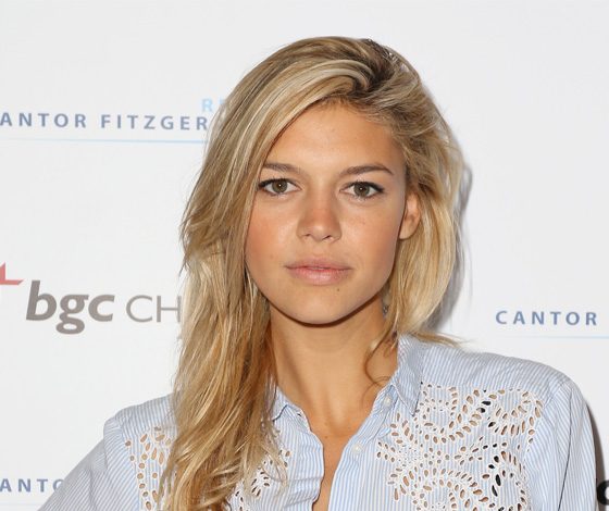 Бывшая девушка ДиКаприо в образе Памелы Андерсон