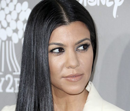Кортни Кардашьян удивила фанатов потрясающим телом