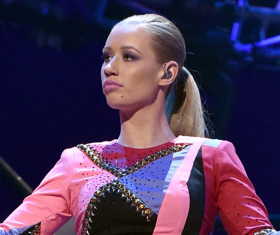 Игги Азалия раскритиковала журнал из-за фотошопа