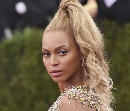 Поклонница поразила Бейонсе своим вокалом