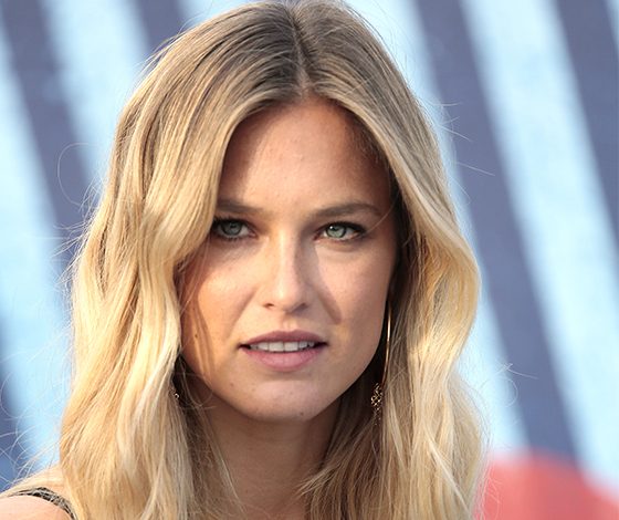 Бывшая девушка ДиКаприо родила первенца