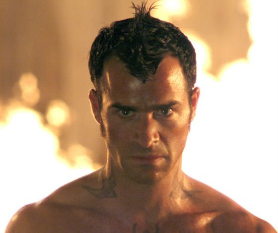 Джастину Теру – 45! Вспоминаем злодейские клише