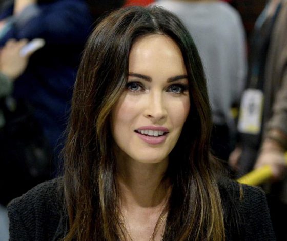 Как Меган Фокс справляется с тремя детьми?