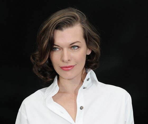 До слез: Милла Йовович эмоционально обратилась к мужу в день рождения